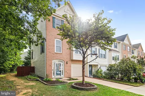 Exterior - 6366 Dakine Cir, Springfield, VA 22150 photo 2 of 9