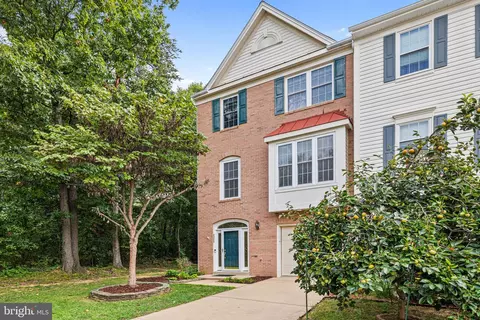 Exterior - 6366 Dakine Cir, Springfield, VA 22150 photo 3 of 9