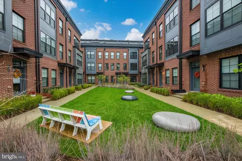 Exterior - 11234 Faraday Park Dr, Reston, VA 20190 photo 4 of 5