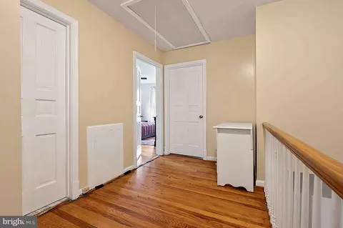 Entry Way - 8261 Taunton Pl, Springfield, VA 22152 photo 4 of 8