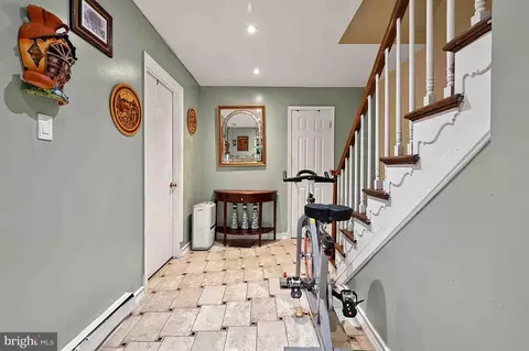 Entry Way - 8261 Taunton Pl, Springfield, VA 22152 photo 6 of 8