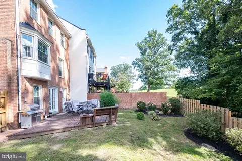 Exterior - 8261 Taunton Pl, Springfield, VA 22152 photo 8 of 22