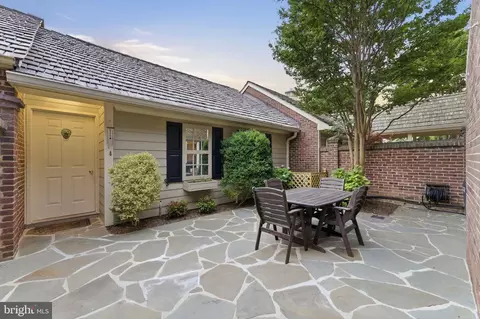 Exterior - 6659 Madison Mclean Dr N, Mclean, VA 22101 photo 3 of 5