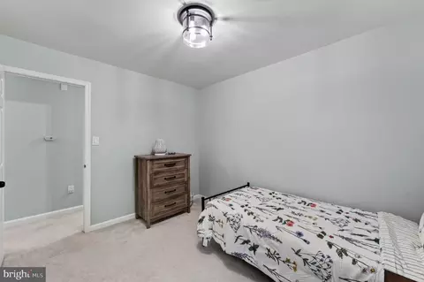 Bedroom - 9040 Rosewall Ct, Springfield, VA 22152 photo 6 of 11