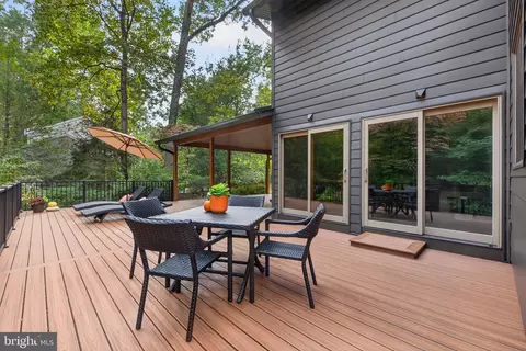 Exterior - 11411 Running Cedar Rd, Reston, VA 20191 photo 9 of 22