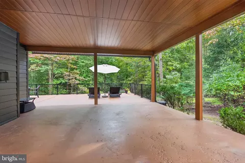 Exterior - 11411 Running Cedar Rd, Reston, VA 20191 photo 5 of 22