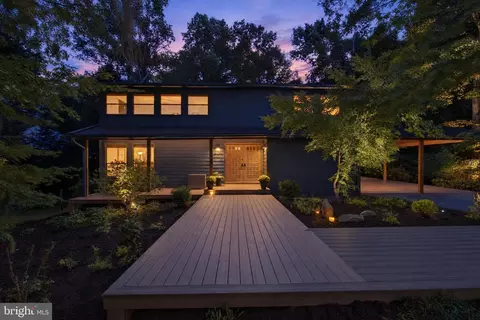 Exterior - 11411 Running Cedar Rd, Reston, VA 20191 photo 12 of 22