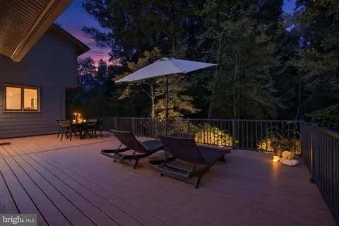 Exterior - 11411 Running Cedar Rd, Reston, VA 20191 photo 13 of 22