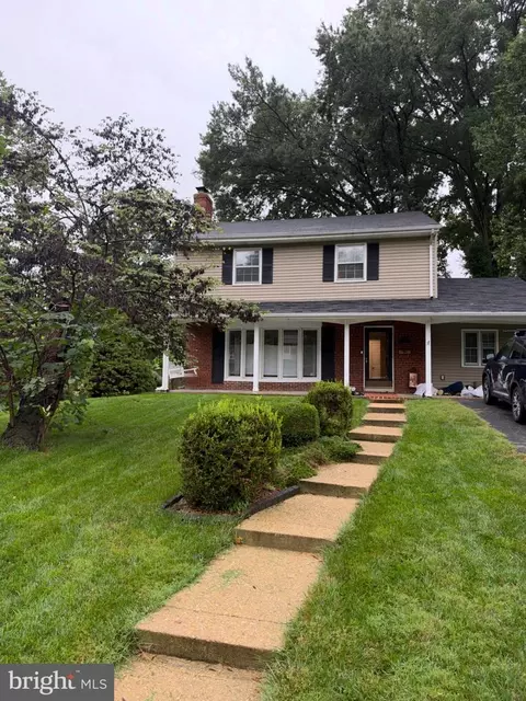 2407 Cavendish Dr, Alexandria, VA 22308