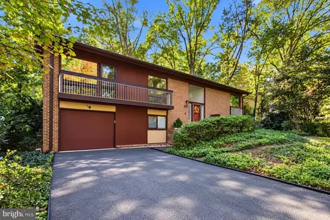 3217 Wessynton Way, Alexandria, VA 22309