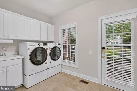 Other - 8248 Native Violet Dr, Lorton, VA 22079 photo 15 of 33