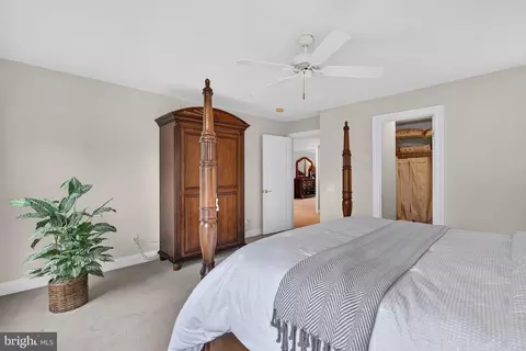 Bedroom - 8248 Native Violet Dr, Lorton, VA 22079 photo 6 of 11