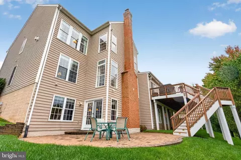 Exterior - 8248 Native Violet Dr, Lorton, VA 22079 photo 11 of 12