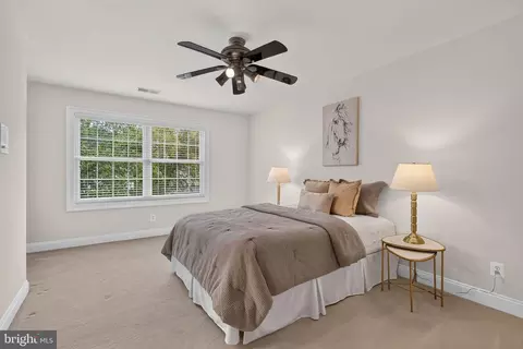 Bedroom - 8248 Native Violet Dr, Lorton, VA 22079 photo 10 of 11