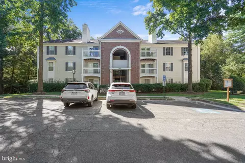 8616 Shadwell Dr #72, Alexandria, VA 22309