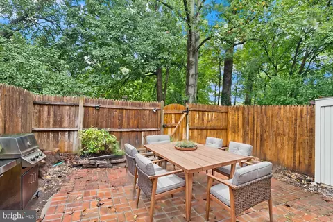 Exterior - 8210 Tory Rd #139, Springfield, VA 22152 photo 3 of 5