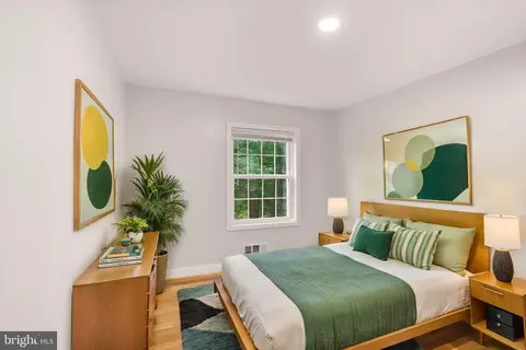 Bedroom - 8210 Tory Rd #139, Springfield, VA 22152 photo 5 of 9