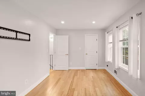 Bedroom - 8210 Tory Rd #139, Springfield, VA 22152 photo 2 of 9