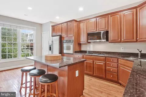 8313 Dockray Ct, Lorton, VA 22079