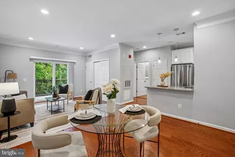 Dining - 1571 Spring Gate Dr #6106, Mclean, VA 22102 photo 2 of 2