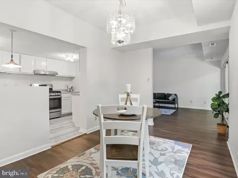 Dining - 11809 Breton Ct #2B, Reston, VA 20191 photo 2 of 2