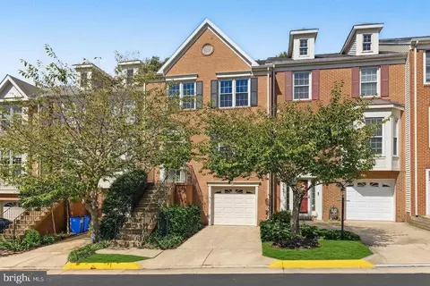 7111 Tanworth Dr, Springfield, VA 22152 photo 2
