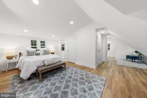Bedroom - 6932 Chestnut Ave, Falls Church, VA 22042 photo 2 of 2