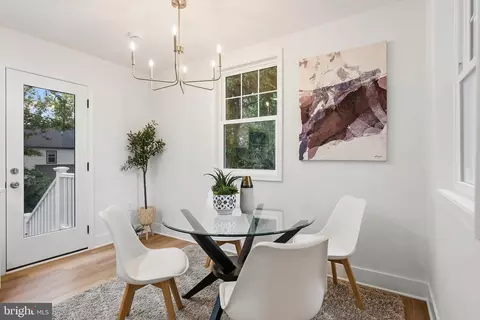 Dining - 6932 Chestnut Ave, Falls Church, VA 22042 photo 1 of 4