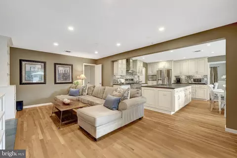 Other - 10015 Saddle Rd, Vienna, VA 22181 photo 8 of 23
