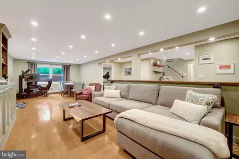 Living - 10015 Saddle Rd, Vienna, VA 22181 photo 6 of 6