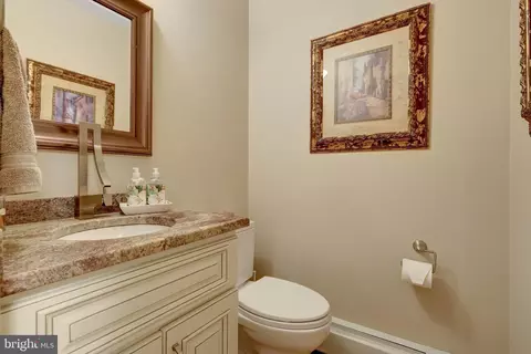 Other - 10015 Saddle Rd, Vienna, VA 22181 photo 5 of 23