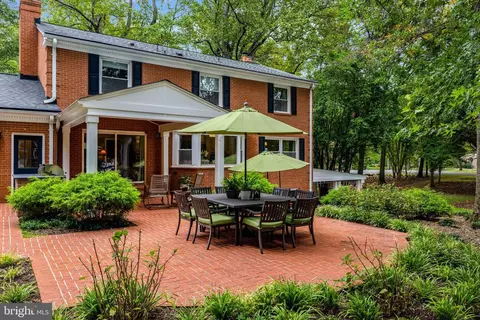 Other - 10015 Saddle Rd, Vienna, VA 22181 photo 22 of 23