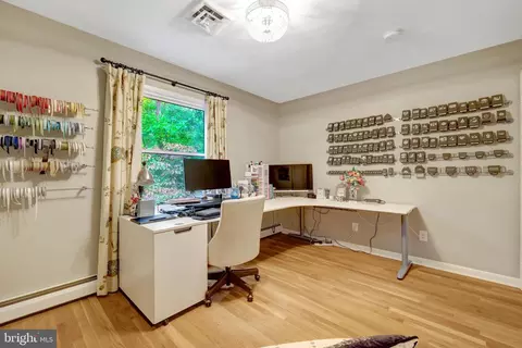 Other - 10015 Saddle Rd, Vienna, VA 22181 photo 13 of 23