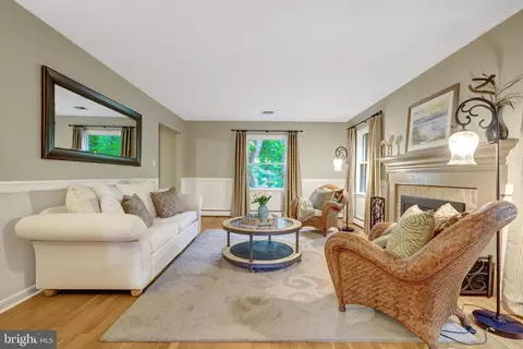 Living - 10015 Saddle Rd, Vienna, VA 22181 photo 1 of 6