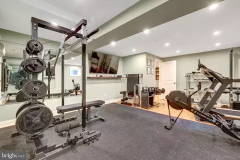 Other - 10015 Saddle Rd, Vienna, VA 22181 photo 18 of 23