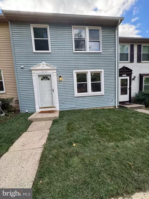 6264 Hillside Rd, Springfield, VA 22152