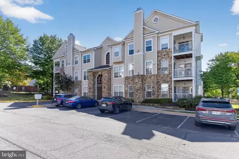 5921 Founders Crossing Ct #202, Alexandria, VA 22310