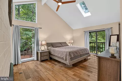 Bedroom - 2003 Upper Lake Dr, Reston, VA 20191 photo 1 of 5