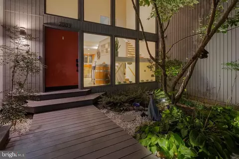 Other - 2003 Upper Lake Dr, Reston, VA 20191 photo 12 of 13