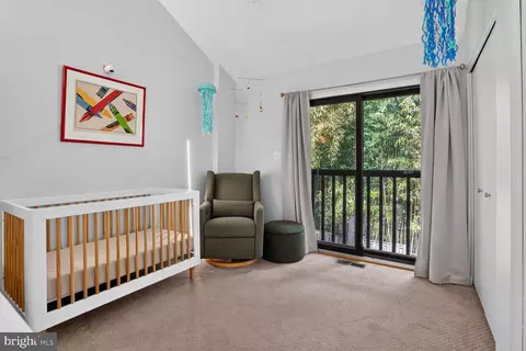Bedroom - 2003 Upper Lake Dr, Reston, VA 20191 photo 5 of 5