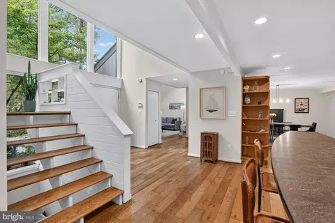 Entry Way - 2003 Upper Lake Dr, Reston, VA 20191 photo 1 of 4