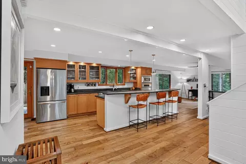 Kitchen - 2003 Upper Lake Dr, Reston, VA 20191 photo 1 of 6