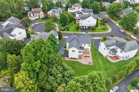 View/Area - 13803 Cutleaf Ct, Chantilly, VA 20151 photo 2 of 3