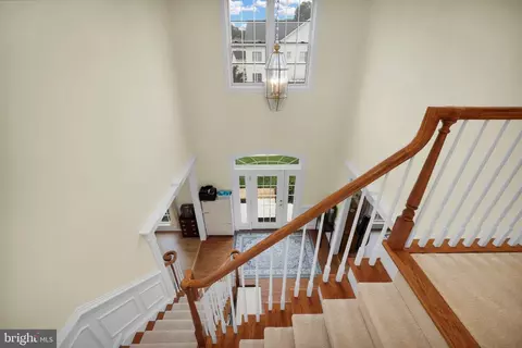 Entry Way - 13803 Cutleaf Ct, Chantilly, VA 20151 photo 8 of 8