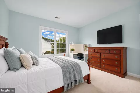 Bedroom - 13803 Cutleaf Ct, Chantilly, VA 20151 photo 7 of 7