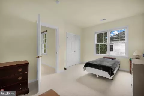 Bedroom - 13803 Cutleaf Ct, Chantilly, VA 20151 photo 2 of 7