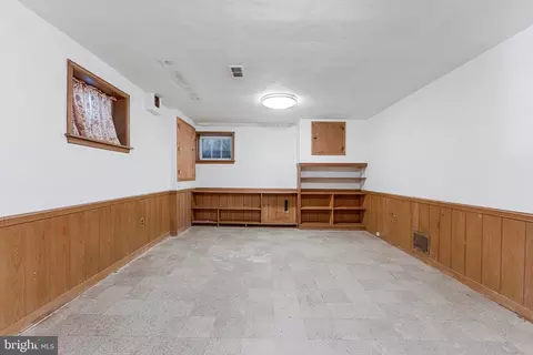 Other - 1719 Oak Ln, Mclean, VA 22101 photo 9 of 12