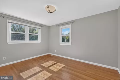 Bedroom - 6012 Loretto St, Springfield, VA 22150 photo 3 of 4