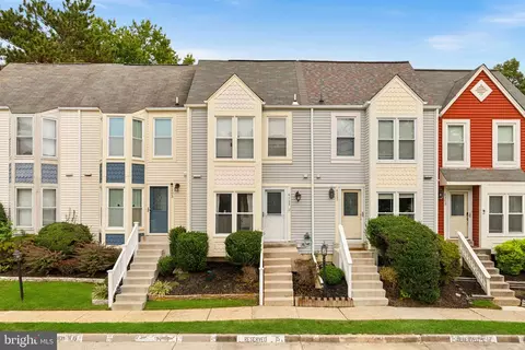 6205 Cool Valley Ct, Alexandria, VA 22310