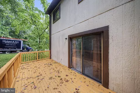 Exterior - 5800 Jacksons Oak Ct, Burke, VA 22015 photo 6 of 6